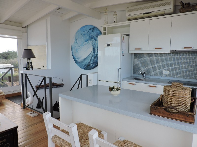 Encantador duplex en alquiler a pasitos del mar sobre La Barra.