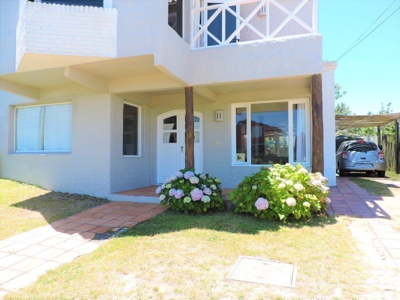 Casa muy bien ubicada a 50 mts del mar en Montoya