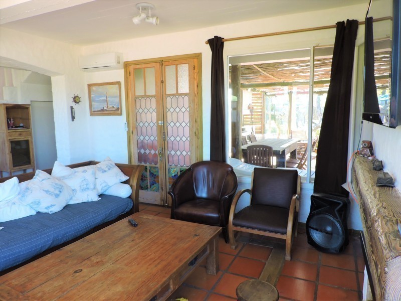 Casa muy bien ubicada a 50 mts del mar en Montoya