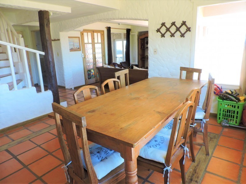 Casa muy bien ubicada a 50 mts del mar en Montoya