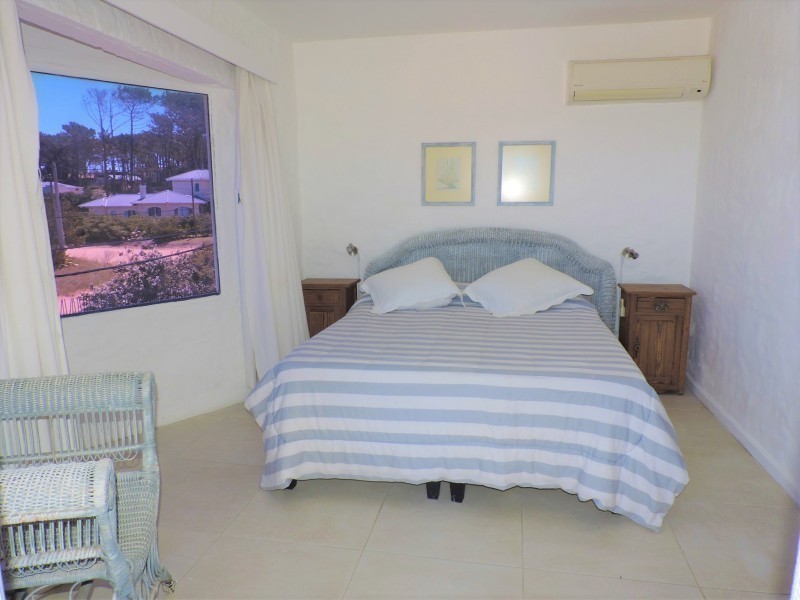 Casa muy bien ubicada a 50 mts del mar en Montoya