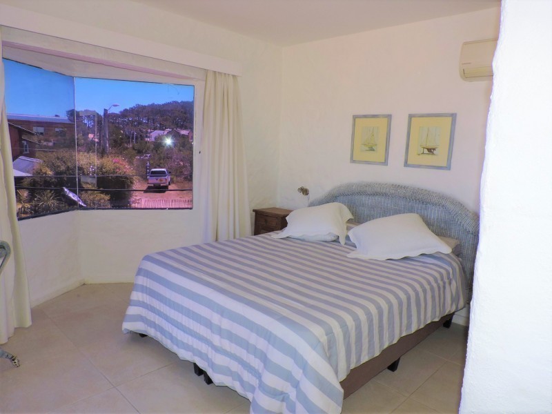 Casa muy bien ubicada a 50 mts del mar en Montoya