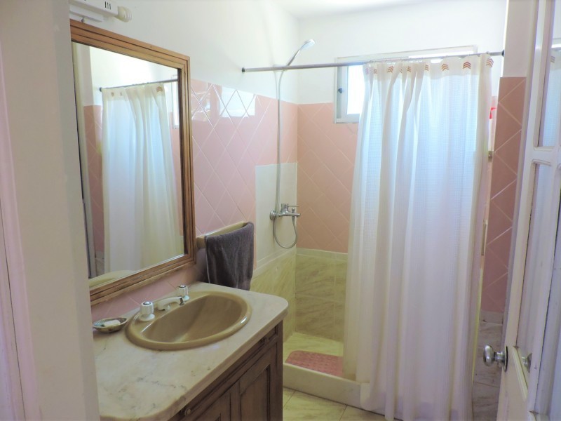 Casa muy bien ubicada a 50 mts del mar en Montoya