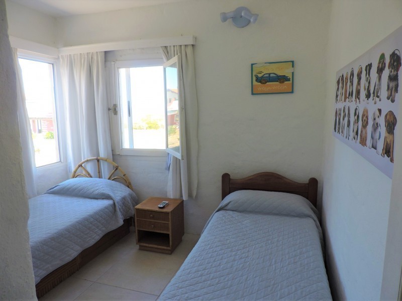 Casa muy bien ubicada a 50 mts del mar en Montoya