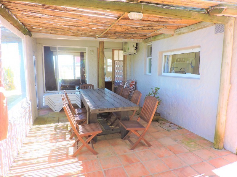 Casa muy bien ubicada a 50 mts del mar en Montoya