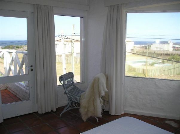 Casa muy bien ubicada a 50 mts del mar en Montoya