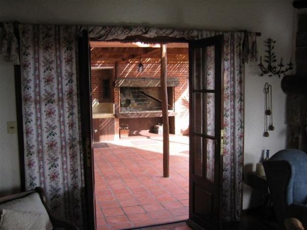 Espectacular casa en alquiler y venta en zona residencial El Chorro.