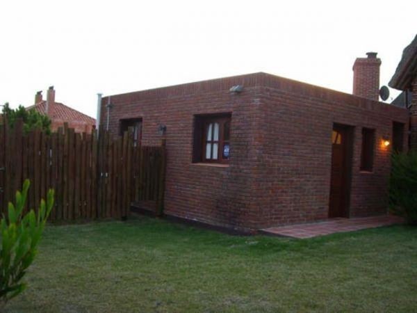 Espectacular casa en alquiler y venta en zona residencial El Chorro.