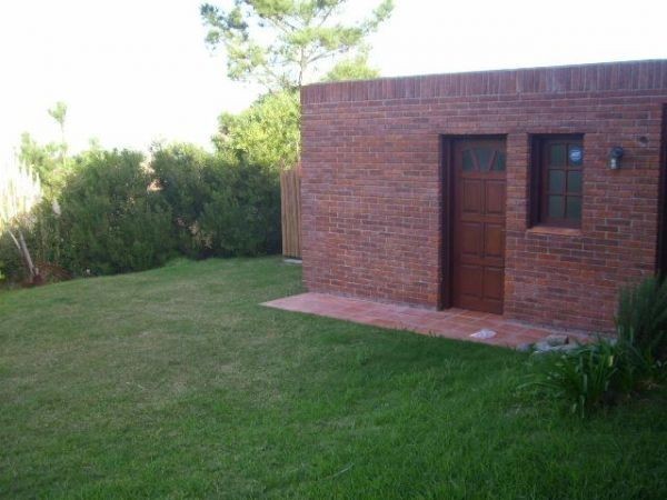 Espectacular casa en alquiler y venta en zona residencial El Chorro.