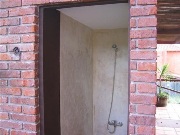 Espectacular casa en alquiler y venta en zona residencial El Chorro.