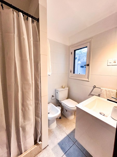 Chalet en alquiler de líneas clásicas a de la Posta del Cangrejo, La Barra.