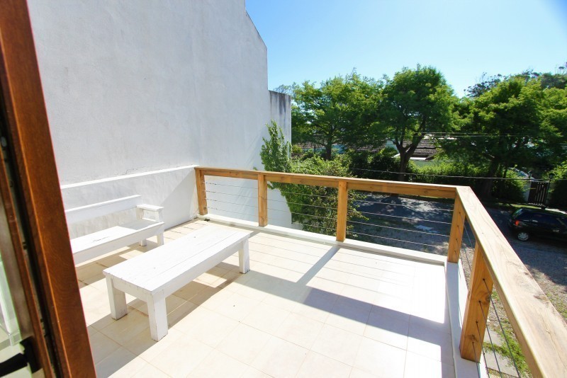 Departamento Triplex en alquiler a pasitos de la playita de la desembocadura La Barra.