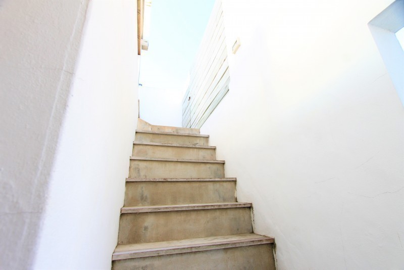 Departamento Triplex en alquiler a pasitos de la playita de la desembocadura La Barra.