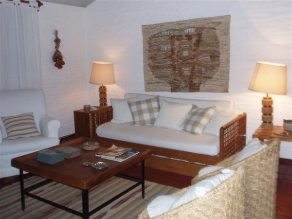Cálido chalet en alquiler a metros del mar, La Barra.