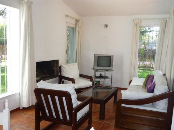 Encantadora casa en alquiler  bien ubicada en La Barra.