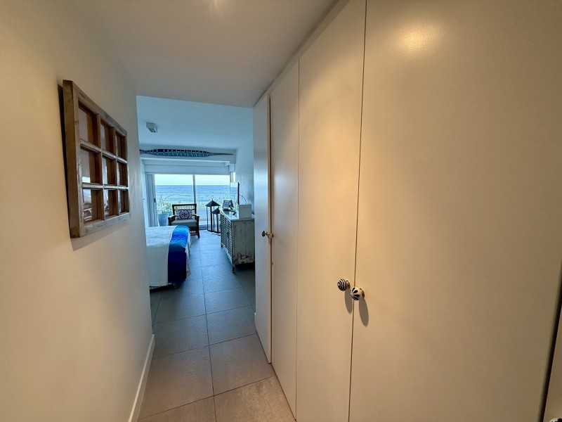 Amplio departamento en alquiler y venta frente a Montoya