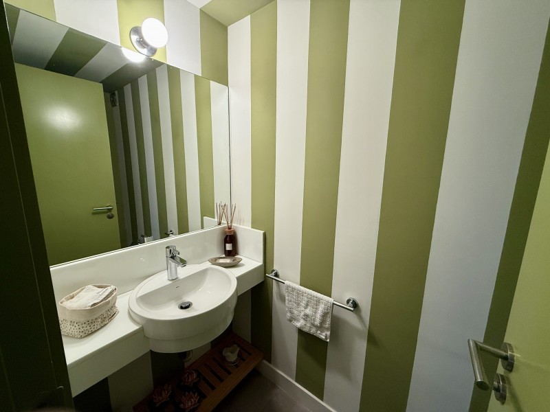 Amplio departamento en alquiler y venta frente a Montoya