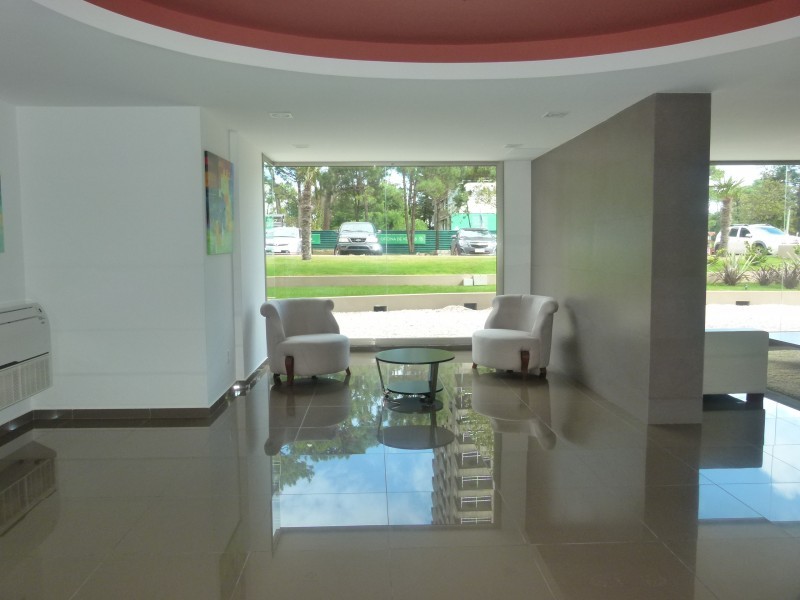Depto moderno de 2 dorm en alquiler en zona Roosevelt
