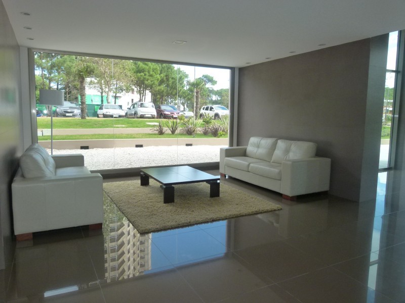 Depto moderno de 2 dorm en alquiler en zona Roosevelt