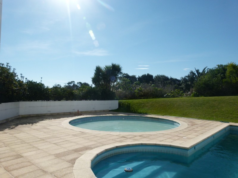 Espectacular penthouse en Rincón del Indio para alquiler
