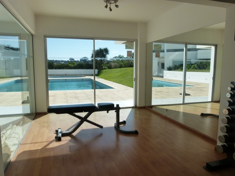 Espectacular penthouse en Rincón del Indio para alquiler