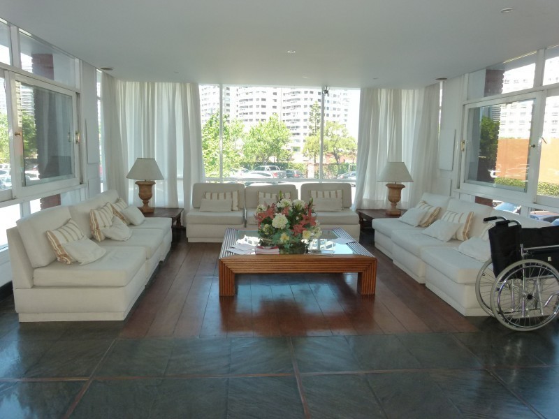 Departamento en venta en edificio icónico de la Mansa.