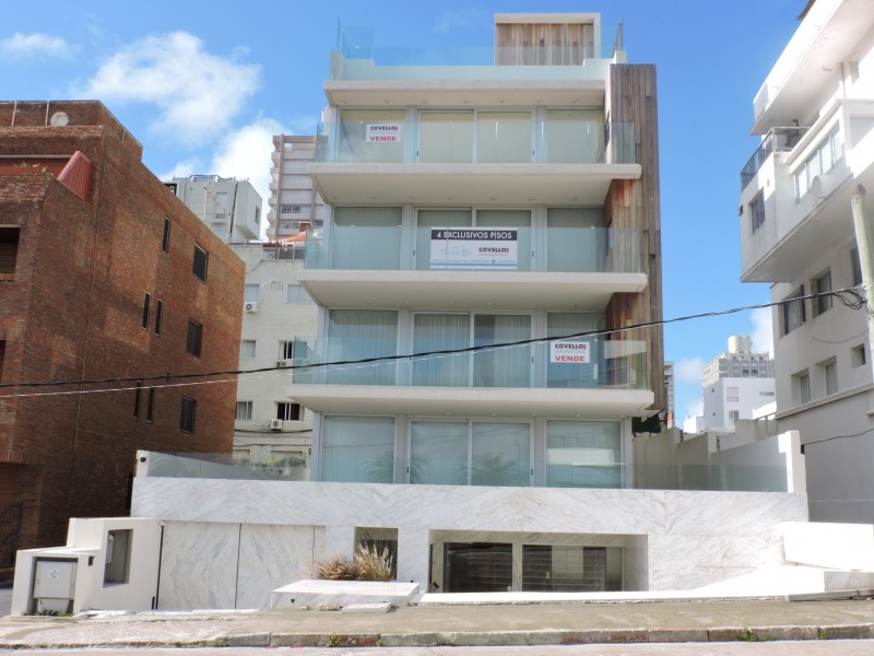 Departamento en venta en La Península