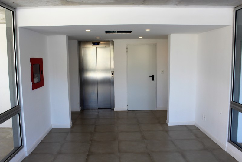 Departamento en venta con renta en Punta del este