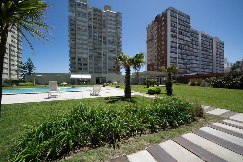 Departamento en la mansa en piso alto