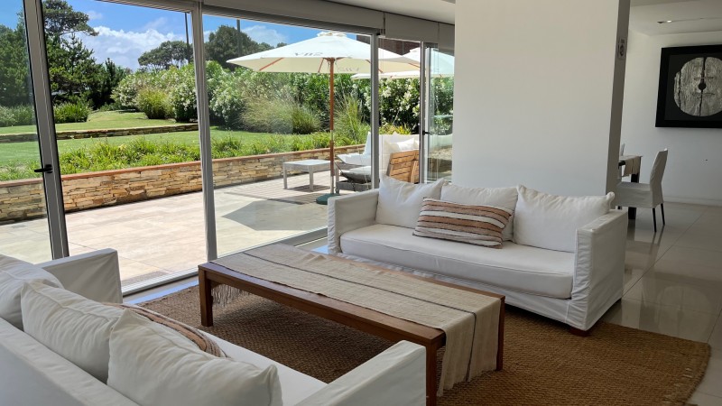 Departamento en venta y alquiler en la brava